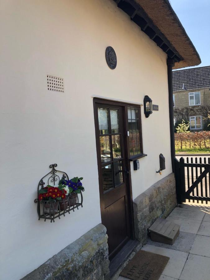 Cotswold Thatched Cottage Mickleton  외부 사진