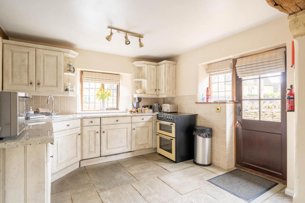 Cotswold Thatched Cottage Mickleton  외부 사진