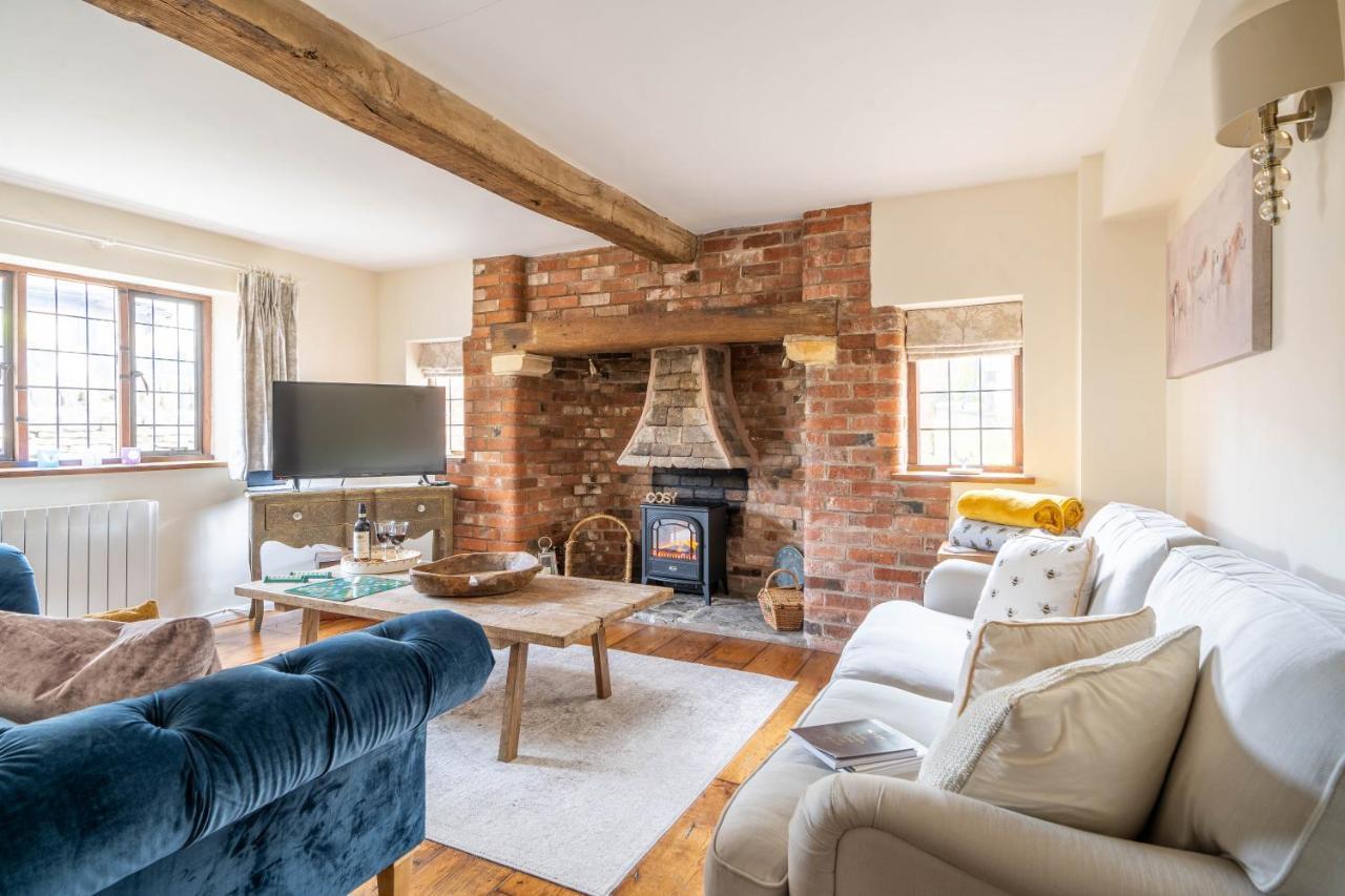 Cotswold Thatched Cottage Mickleton  외부 사진