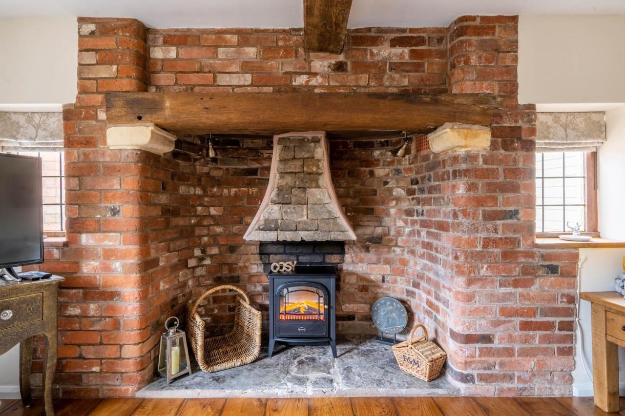 Cotswold Thatched Cottage Mickleton  외부 사진