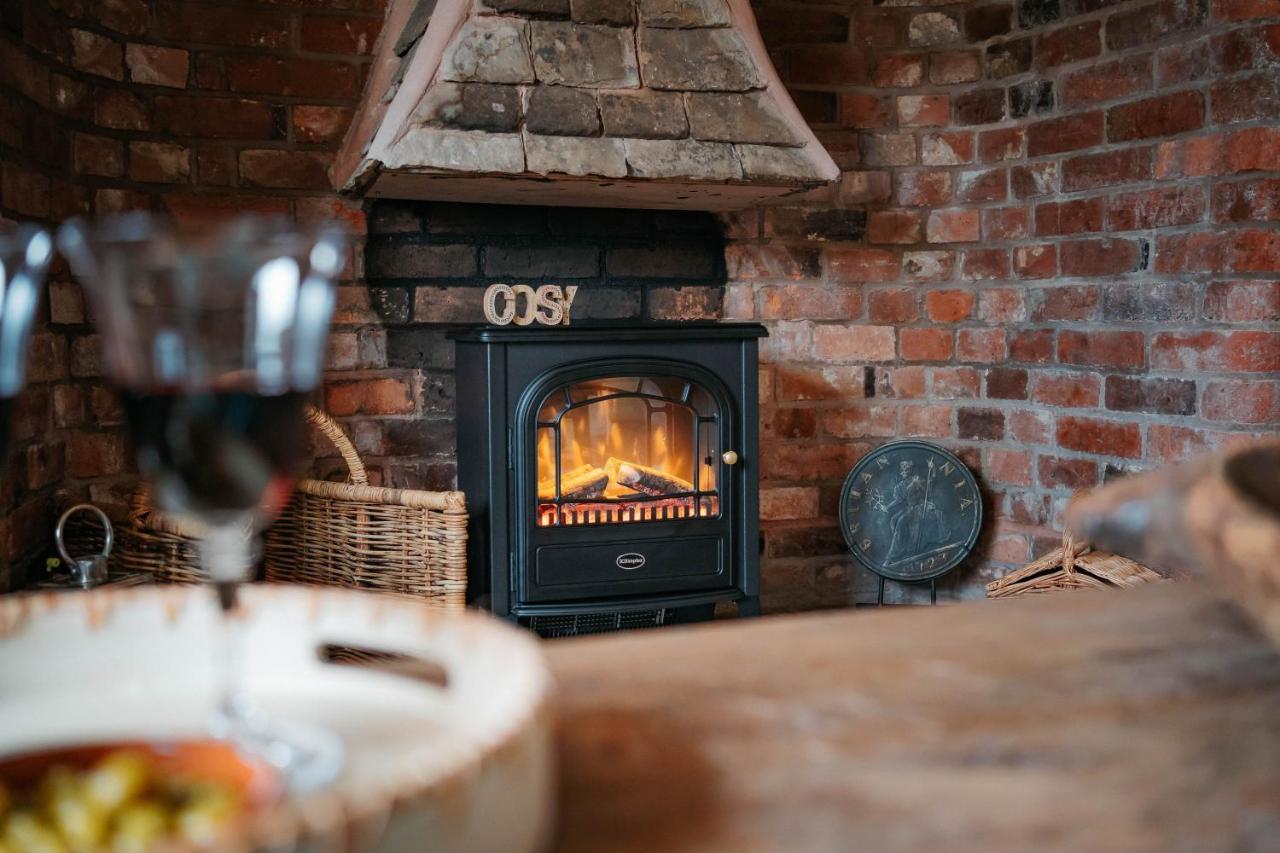 Cotswold Thatched Cottage Mickleton  외부 사진